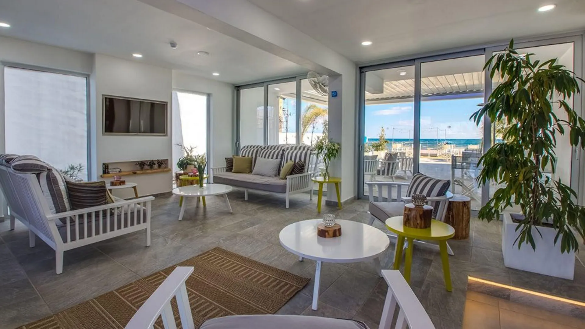 Island Boutique Hotel Larnaca 3*,  Cyprus