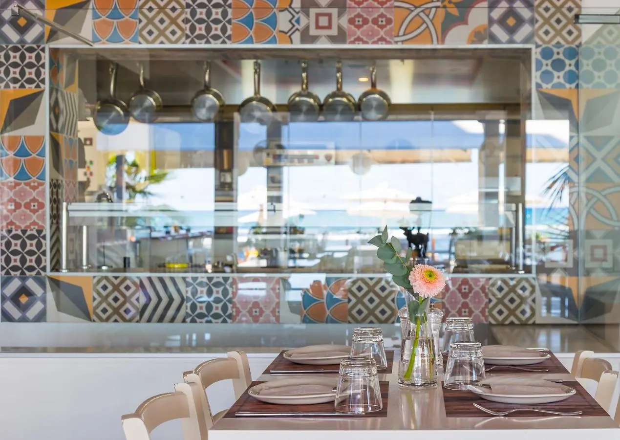 Island Boutique Hotel Larnaca