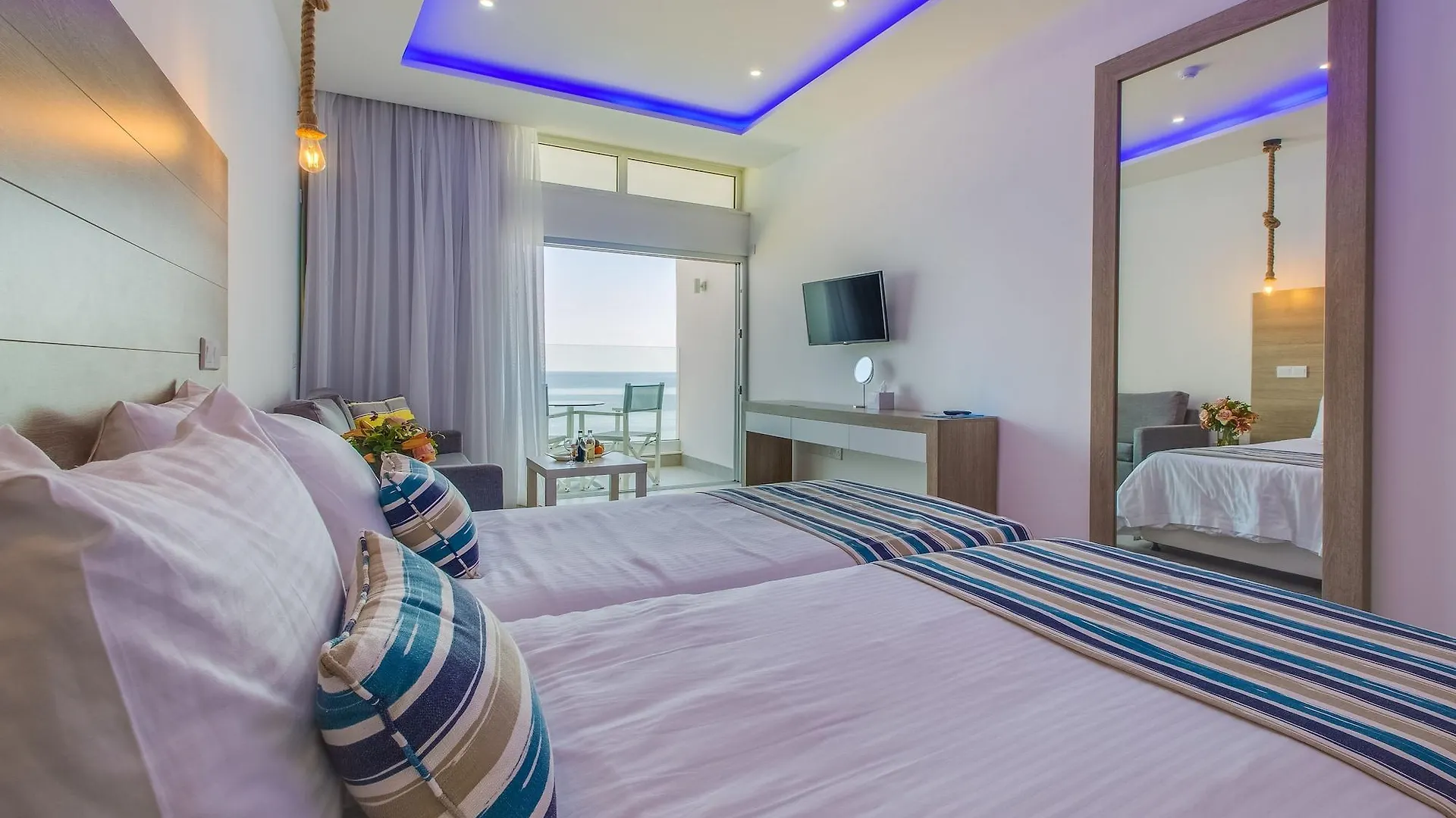 ***  לרנקה Island Boutique Hotel קפריסין