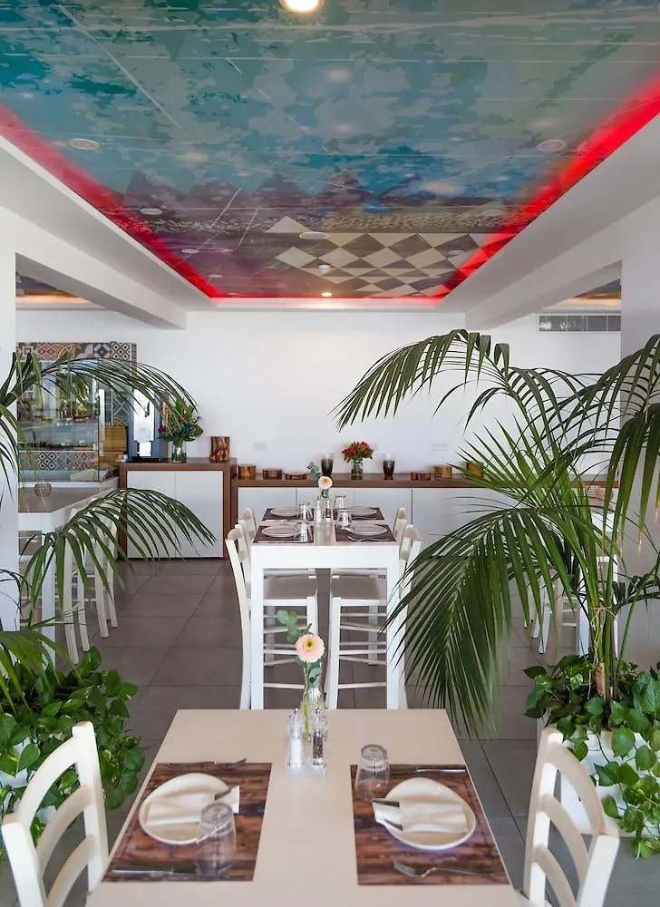 לרנקה Island Boutique Hotel