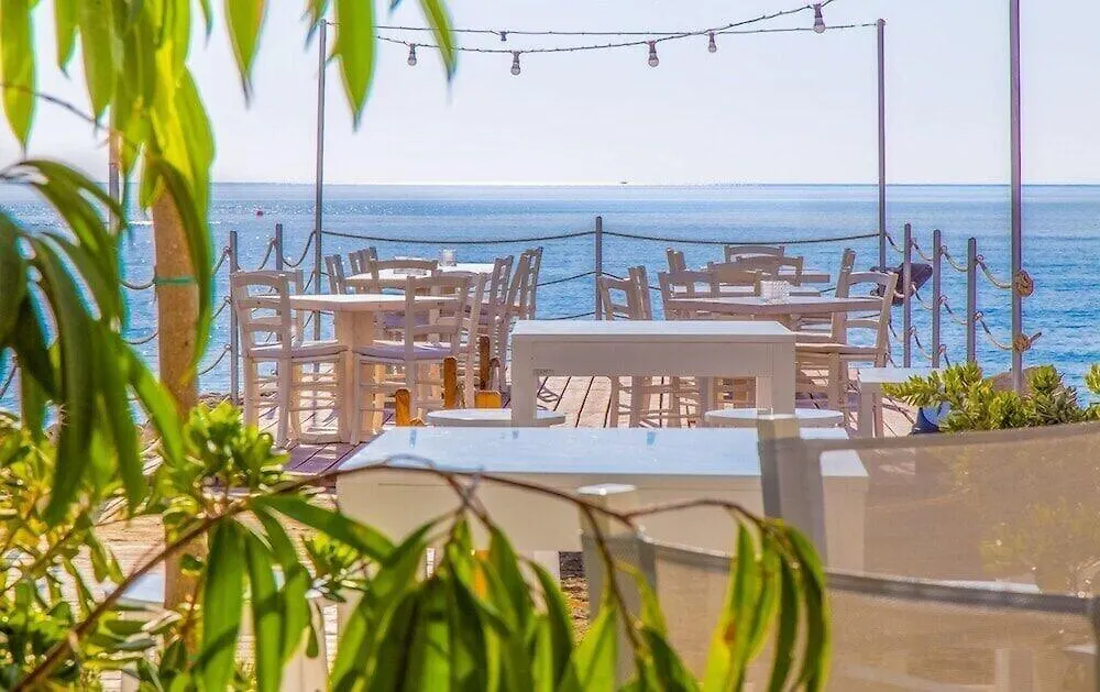 לרנקה Island Boutique Hotel