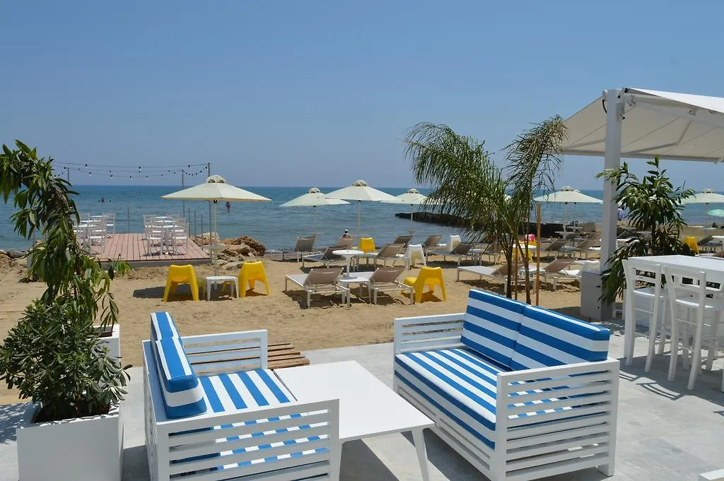 ***  לרנקה Island Boutique Hotel קפריסין